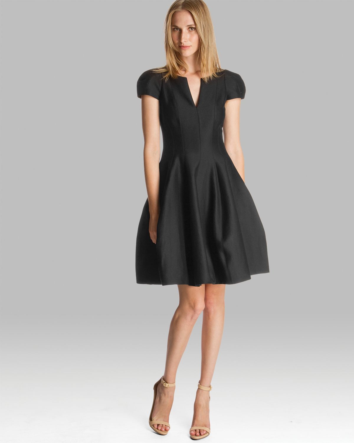 Lyst - Halston Heritage Dress - Short Sleeve Notched Neck Tulip Skirt