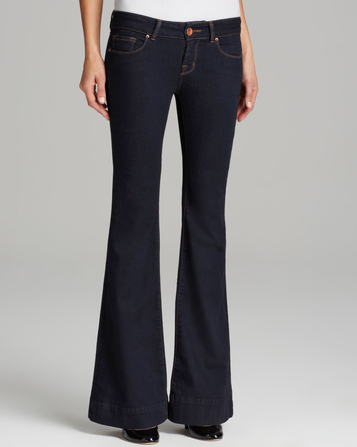 J Brand Jeans Love Story Flare in Aura in Blue | Lyst