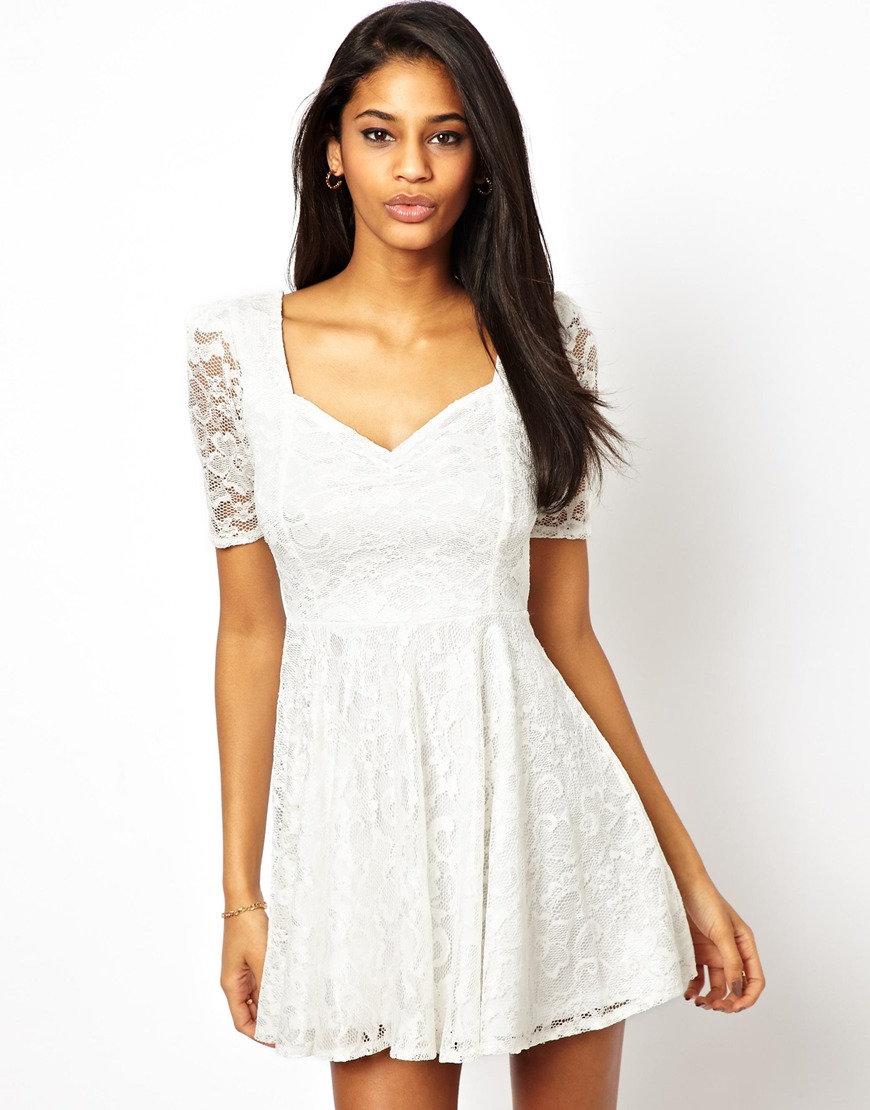 sweetheart neck skater dress