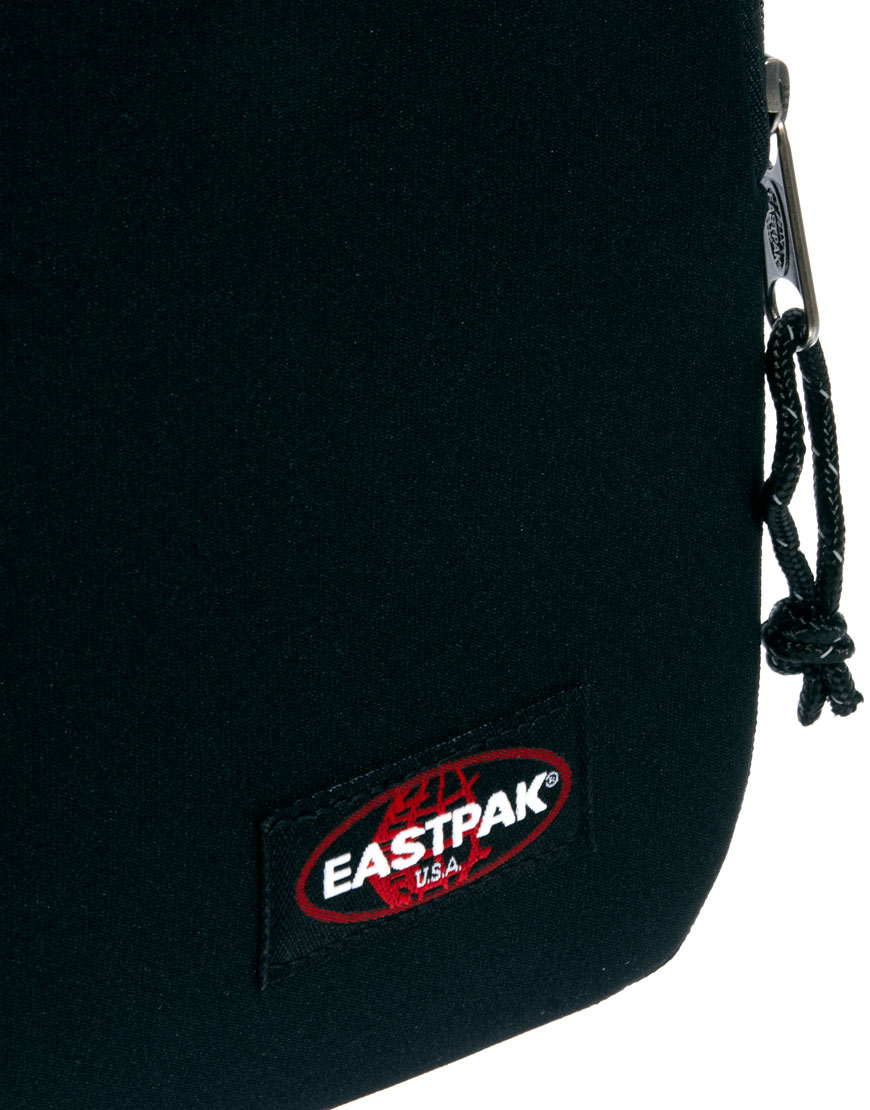 eastpak laptop case