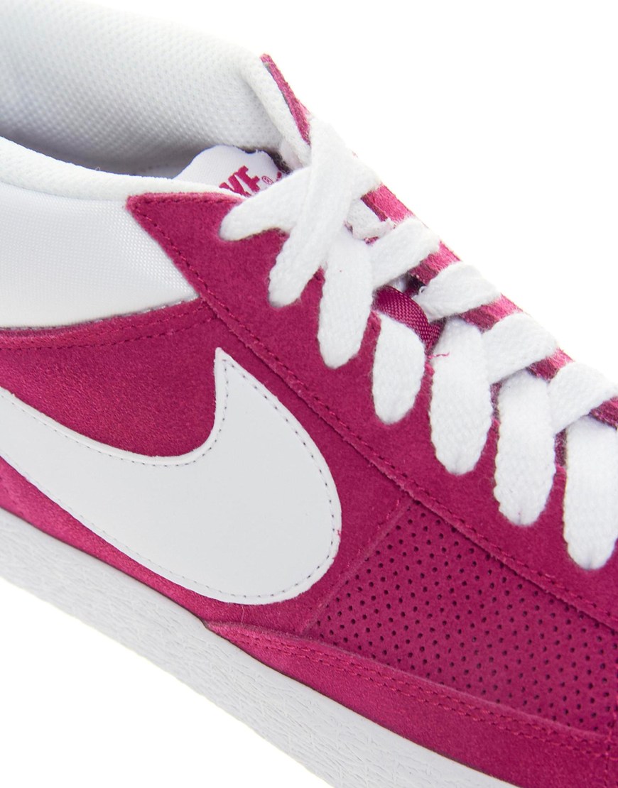 nike violet trainers