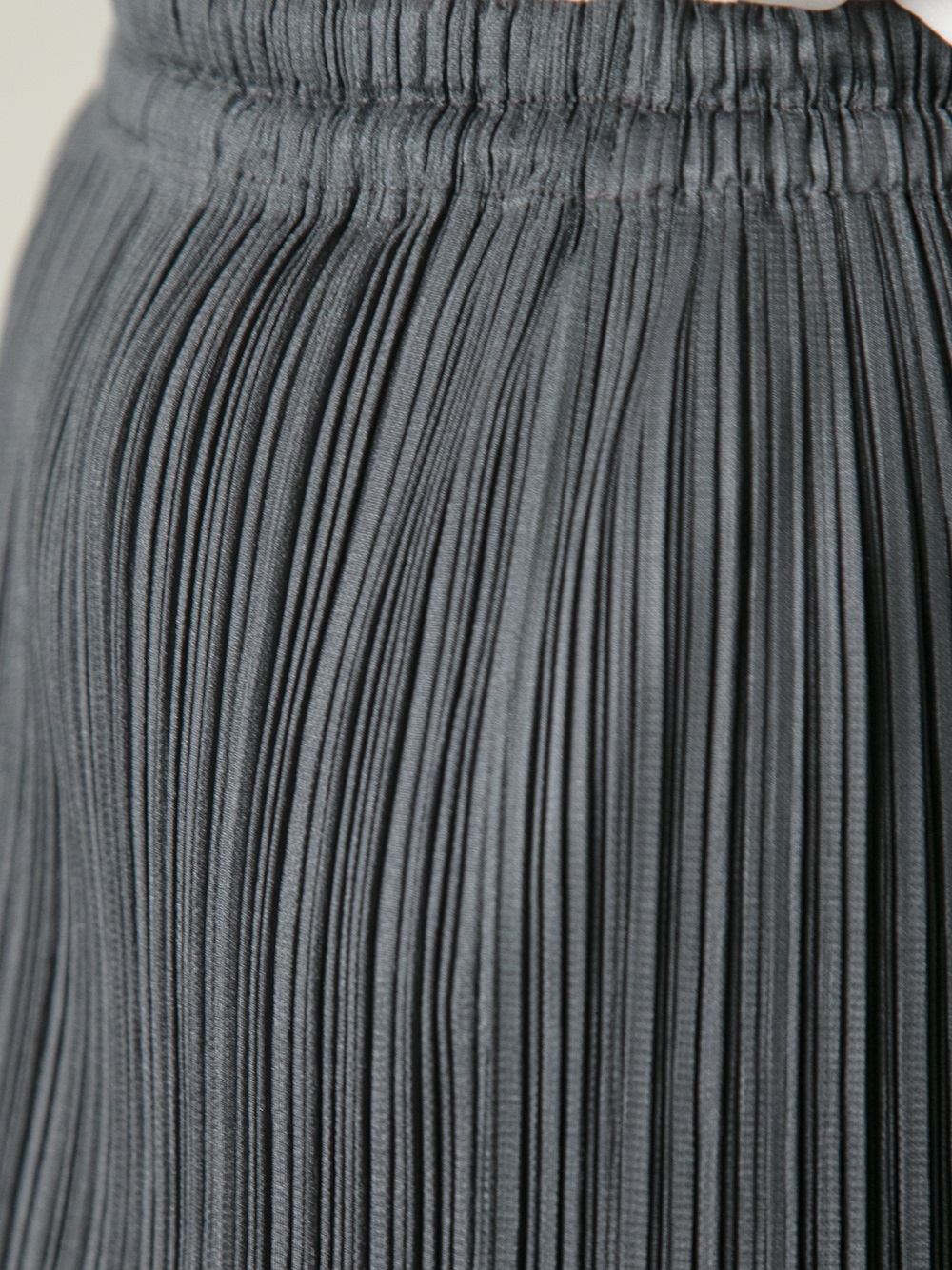 Pleats Please Issey Miyake Pleated Skirt in Grey (Gray) - Lyst