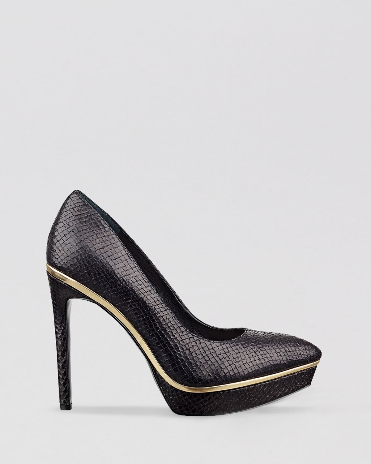 guess high heel
