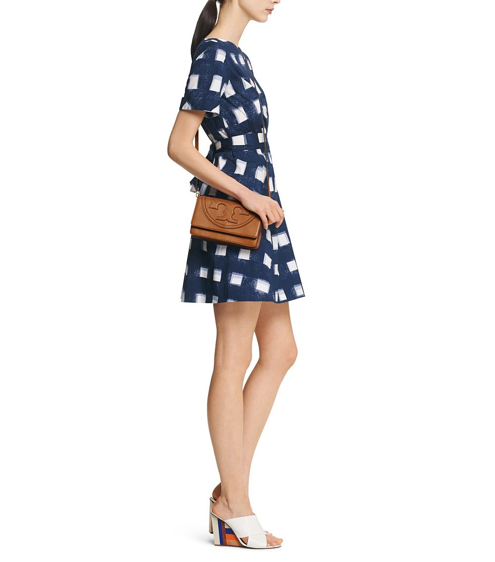 tory burch bombe t small crossbody