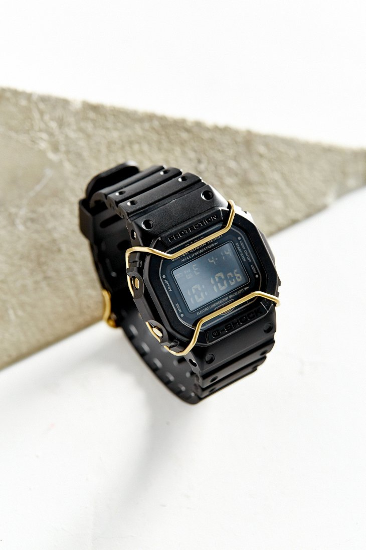 shock '90S Face Protector Digital Watch in Black