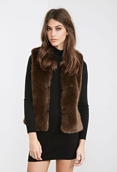 Forever 21 Classic Faux Fur Vest in Brown | Lyst