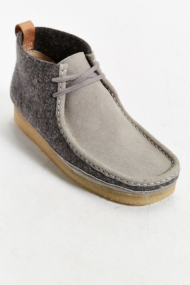 Clarks Wool Wallabee Boot in Grey (Gray) for Men - Lyst