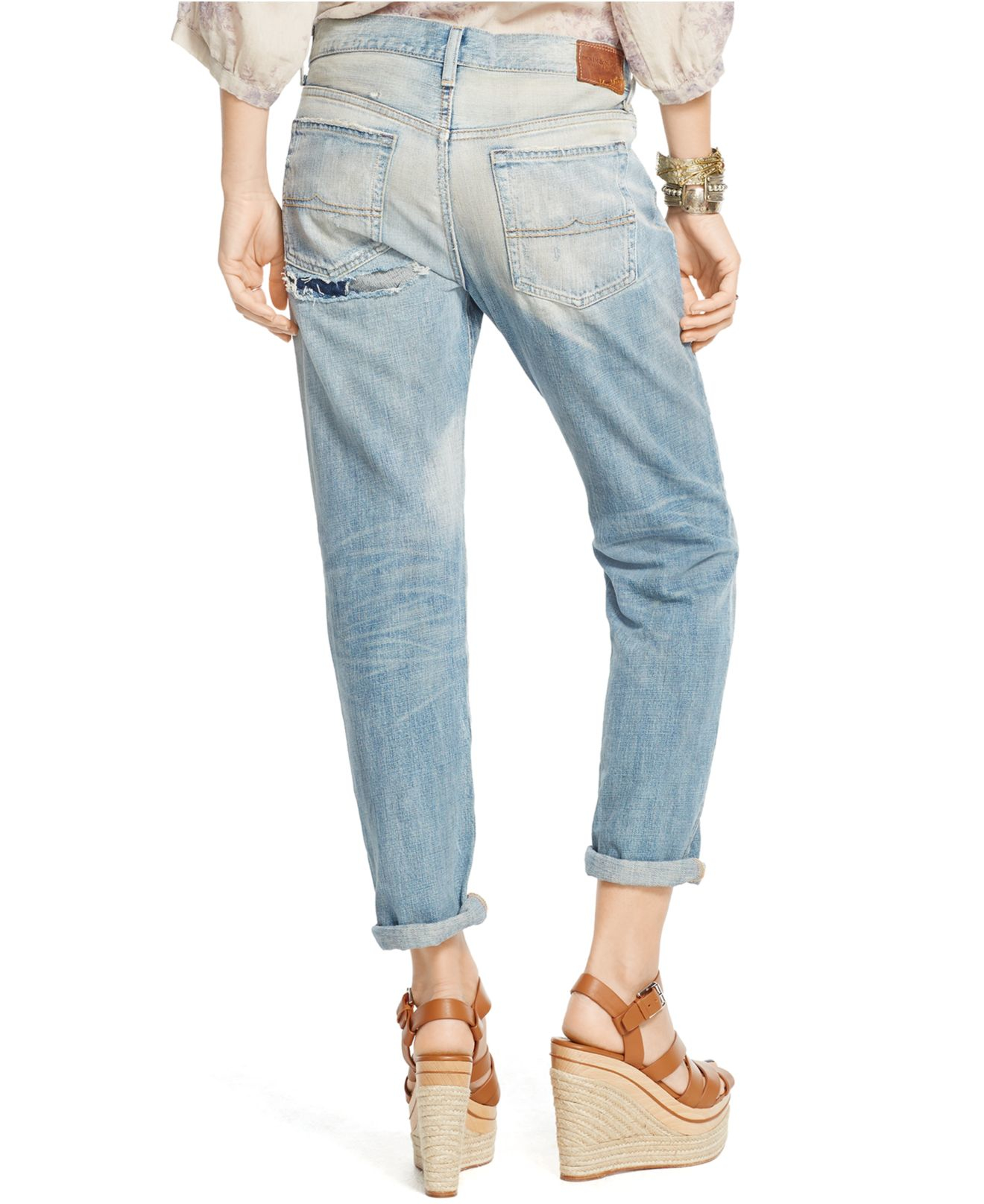 Items in search results Shop boyfriend jeans with ASOS. Our collection of boyfriend jeans for women includes everything from distressed and ripped jeans to classic indigo jeans. your browser is not supported. To use ASOS, we recommend using the latest versions of Chrome, Firefox, Safari or Internet Explorer.