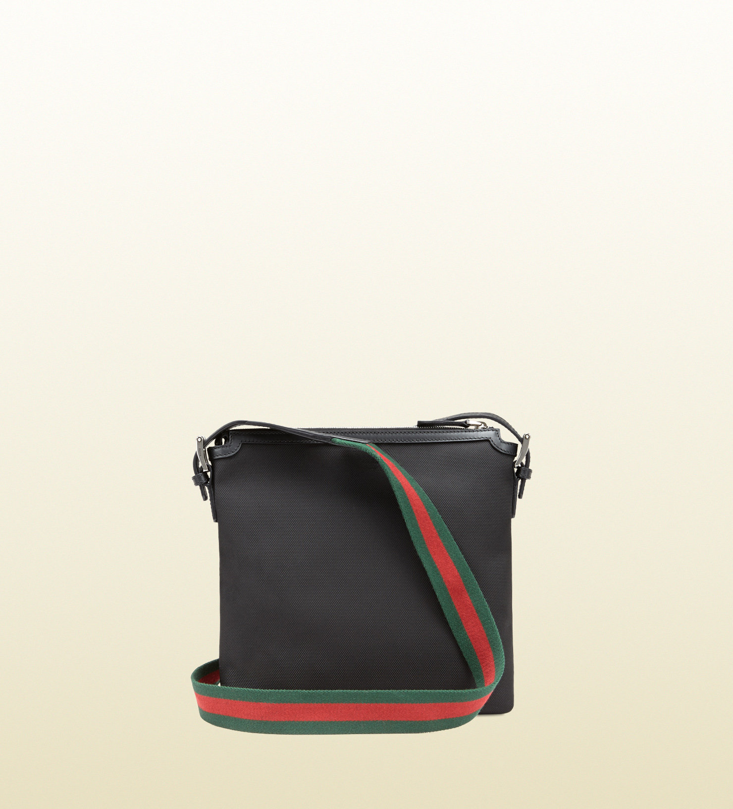 Gucci Techno Canvas Messenger Bag in Black for Men - Lyst
