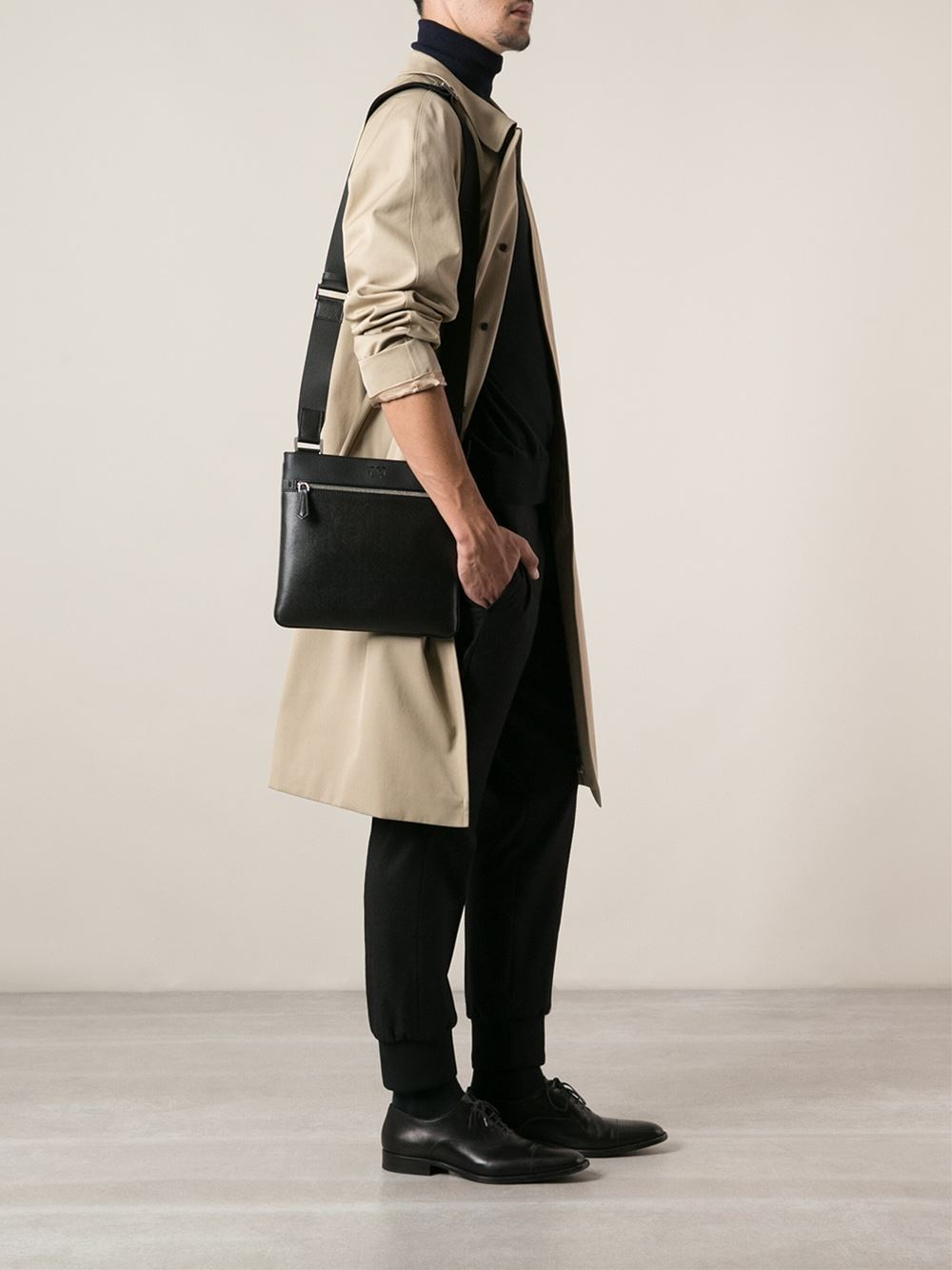 fendi leather messenger bag