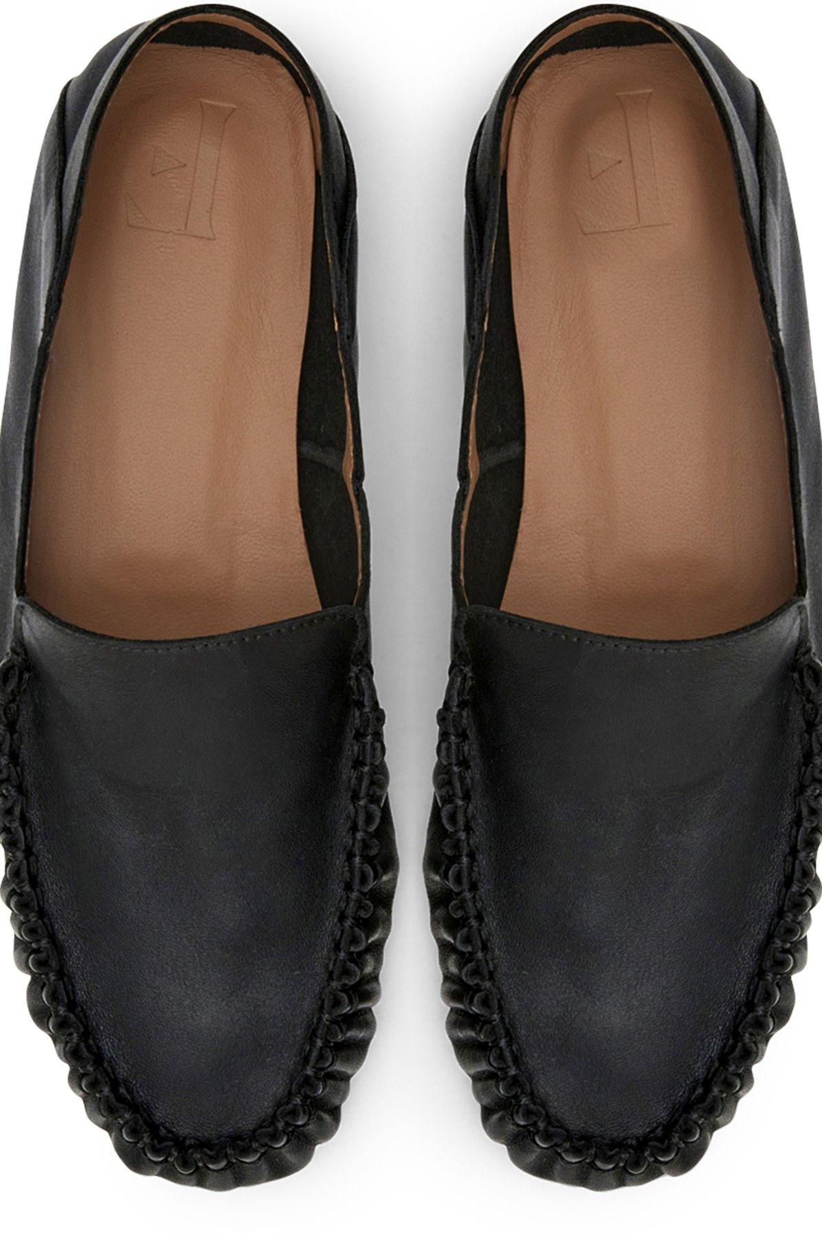 Flattered Bon Bon Loafers in Black | Lyst