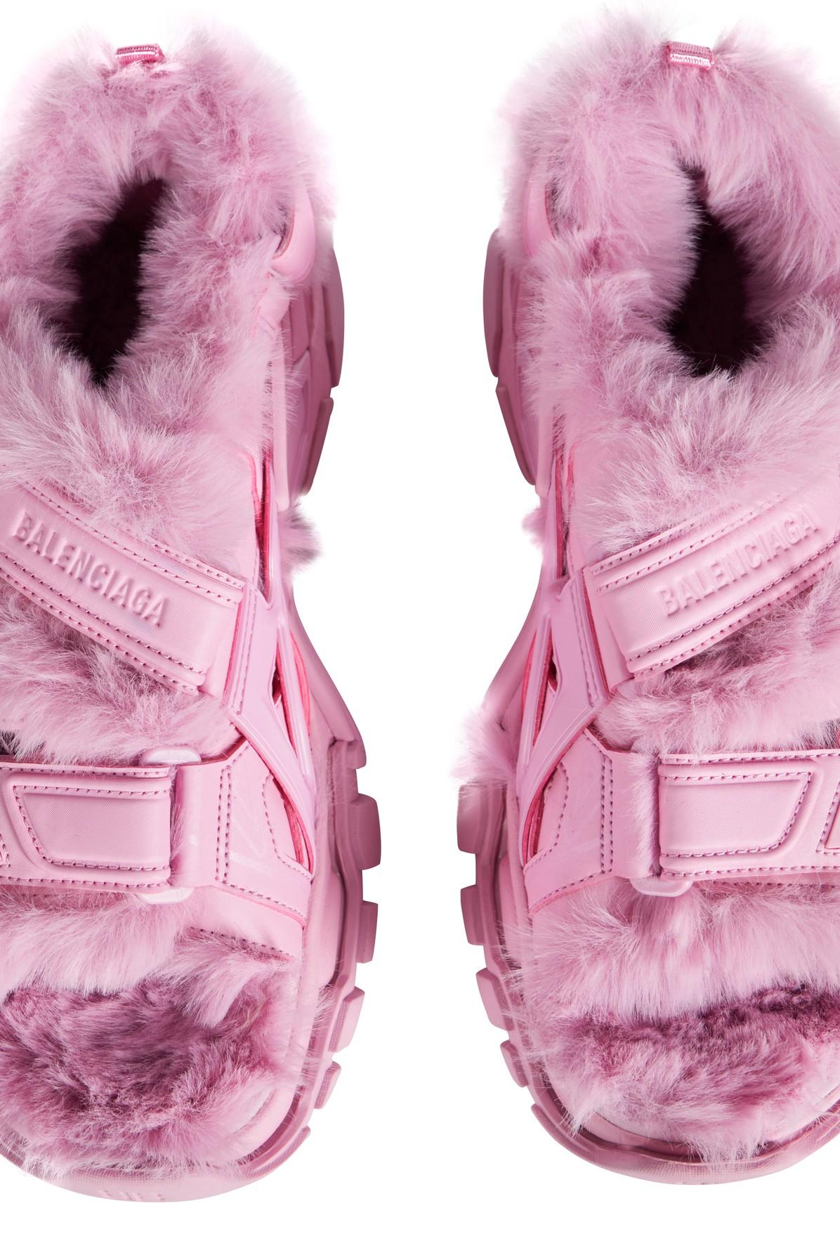 Balenciaga Track Fake Fur Sandals in Pink | Lyst