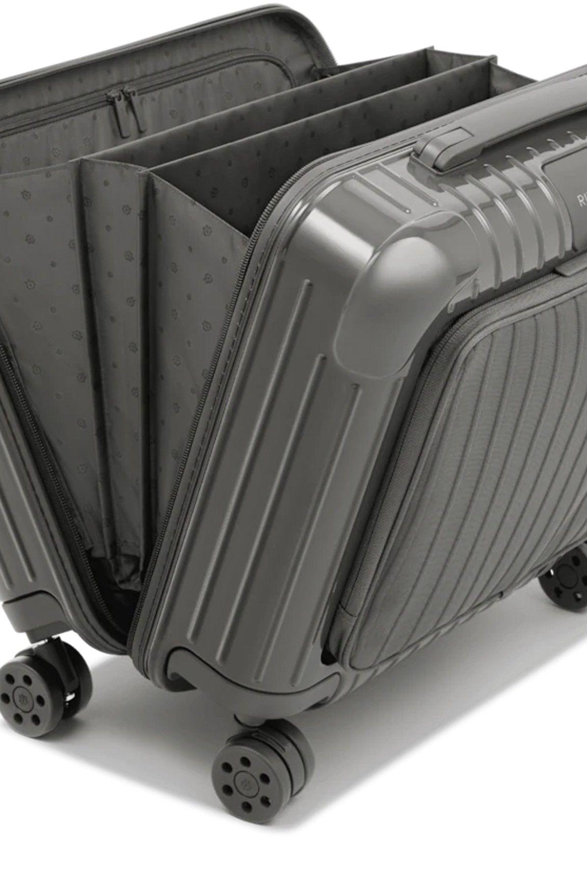 Rimowa Essential Sleeve Cabin Spinner, Small