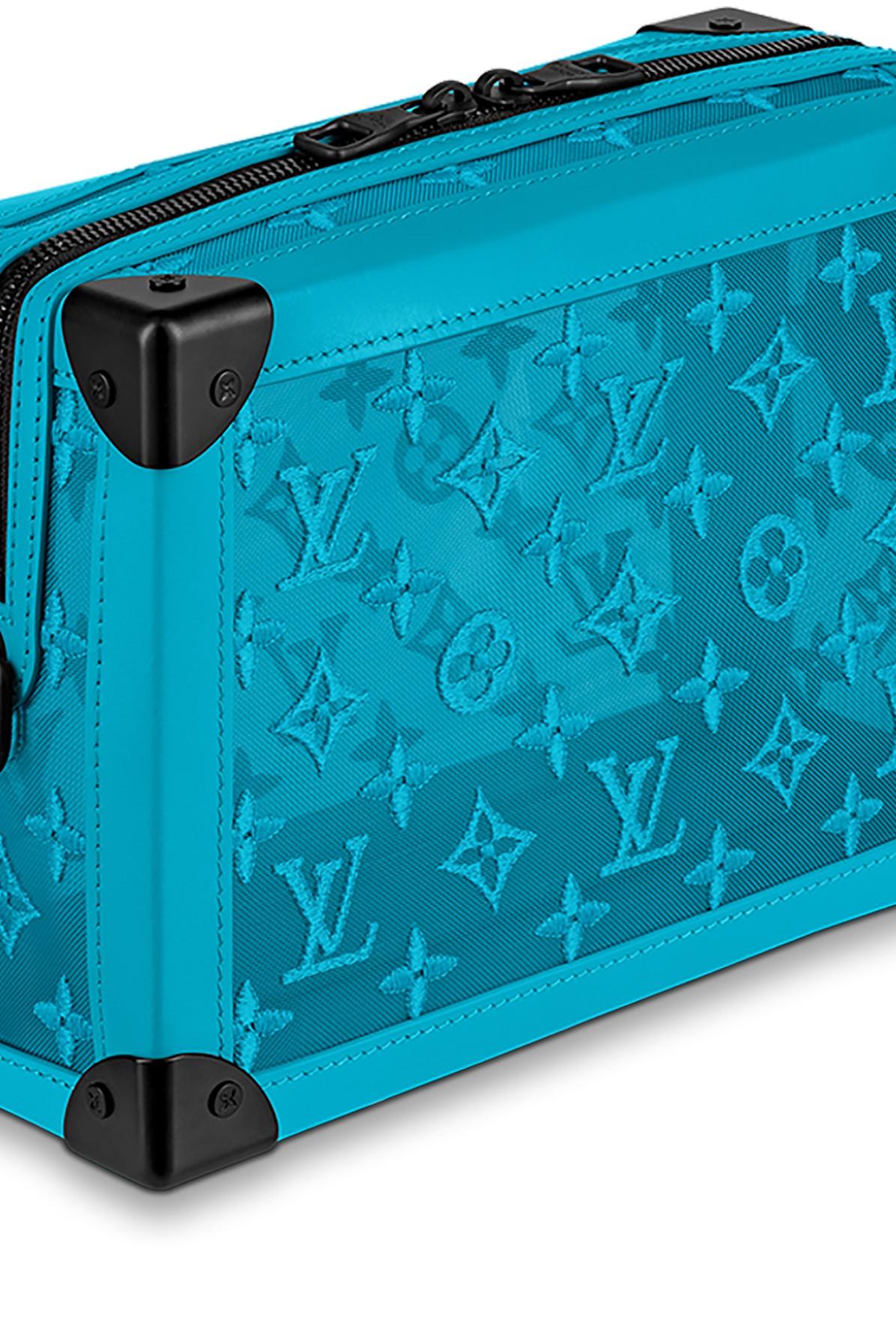 Trunk cloth bag Louis Vuitton Blue in Cloth - 23934239