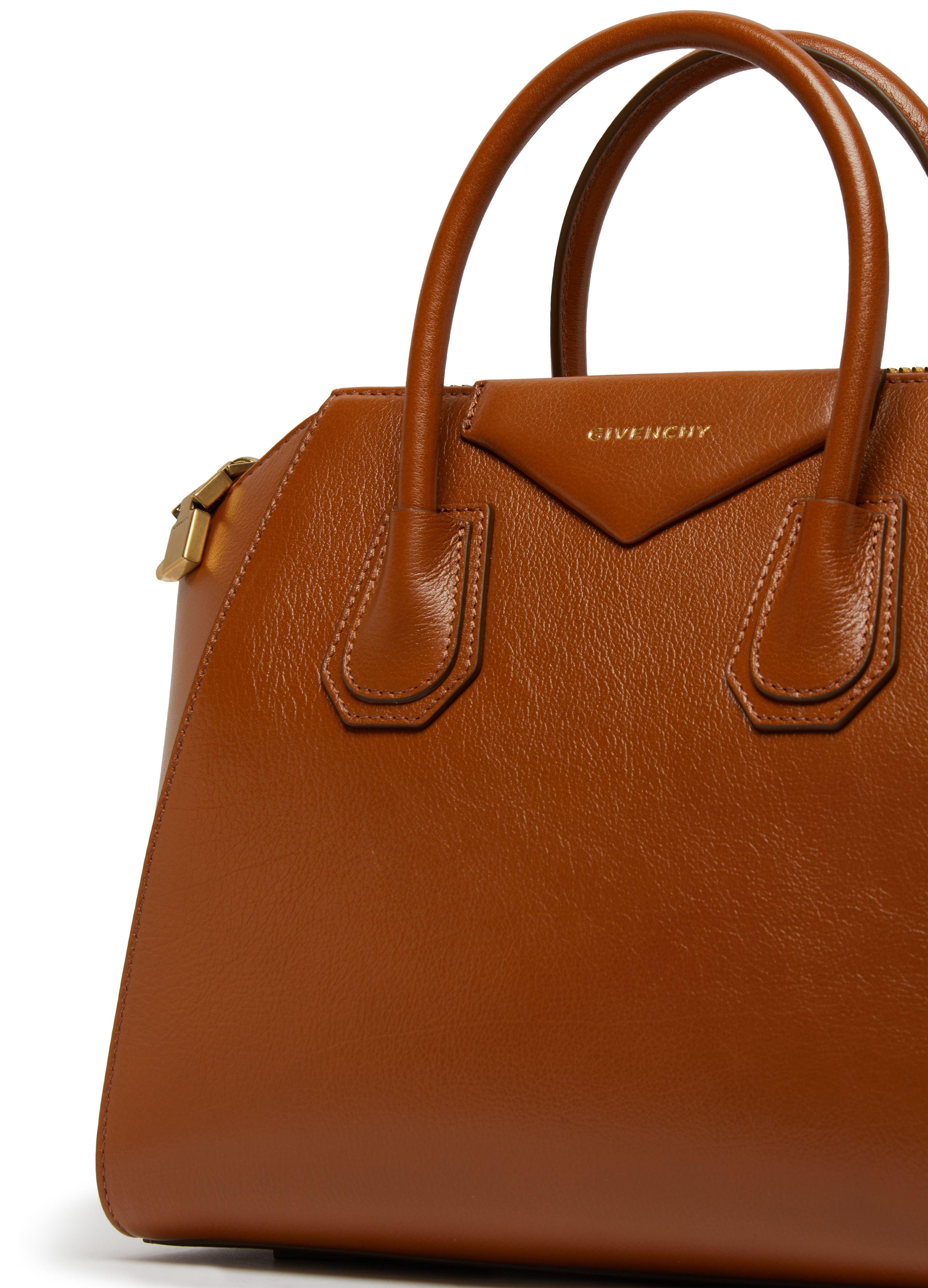 Givenchy antigona small brown 2025