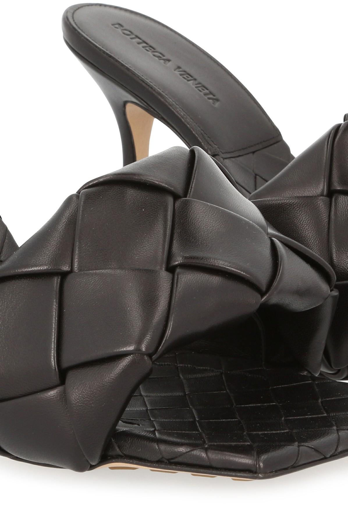 bottega veneta bv lido leather sandals