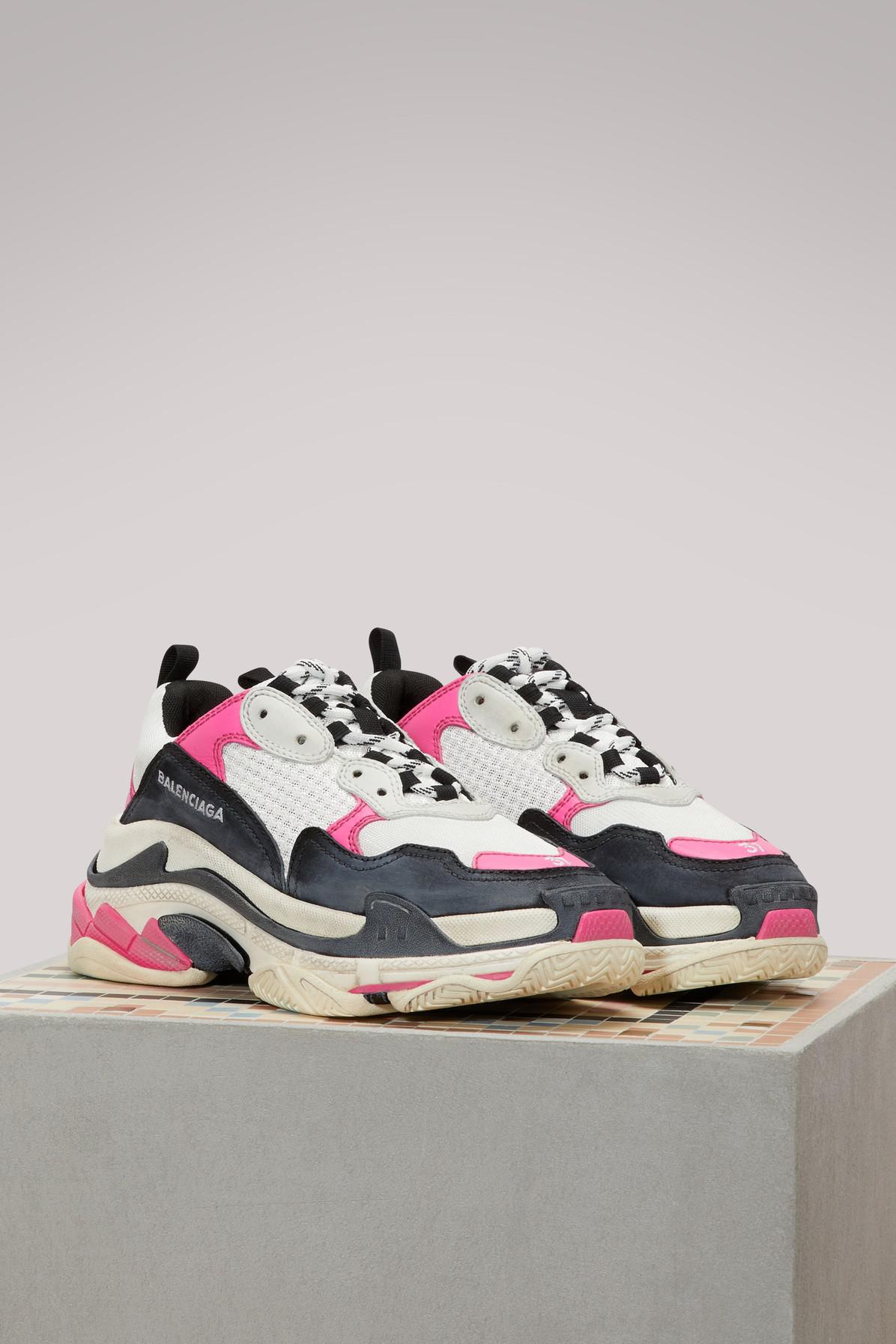 Balenciaga Triple S Sneakers in Pink - Lyst