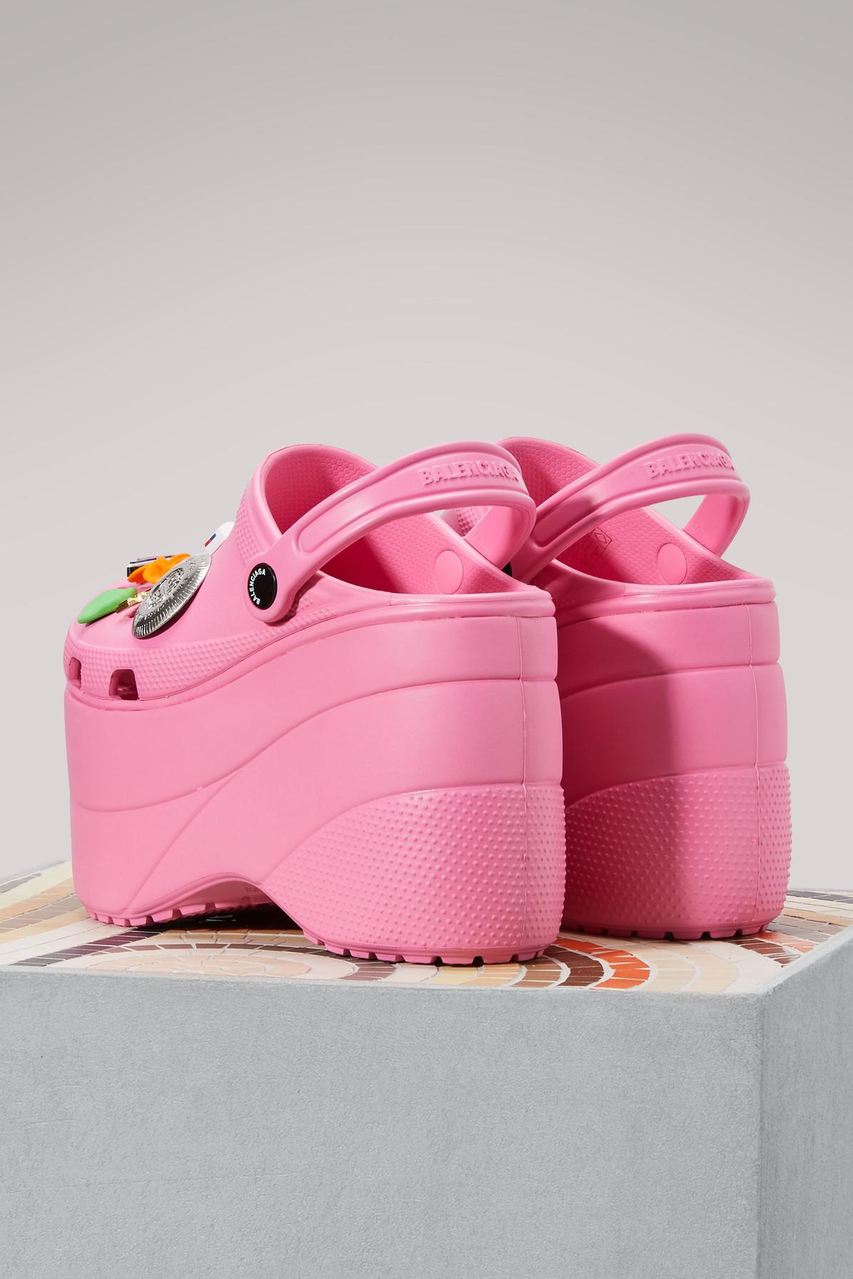 Balenciaga Chunky Sole Crocs in Pink - Lyst