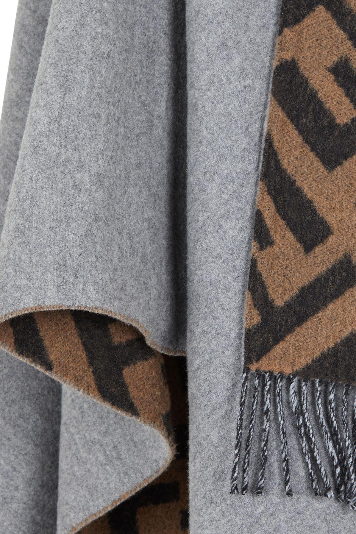 Fendi wool clearance poncho