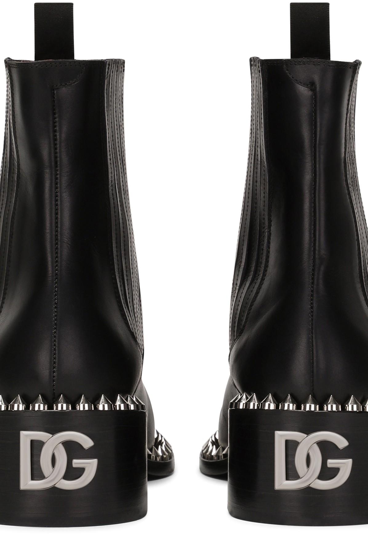 Dolce & Gabbana Stiefel Achille aus gebürstetem Kalbsleder mit Nieten in  Schwarz für Herren | Lyst DE