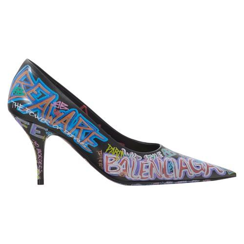 balenciaga graffiti