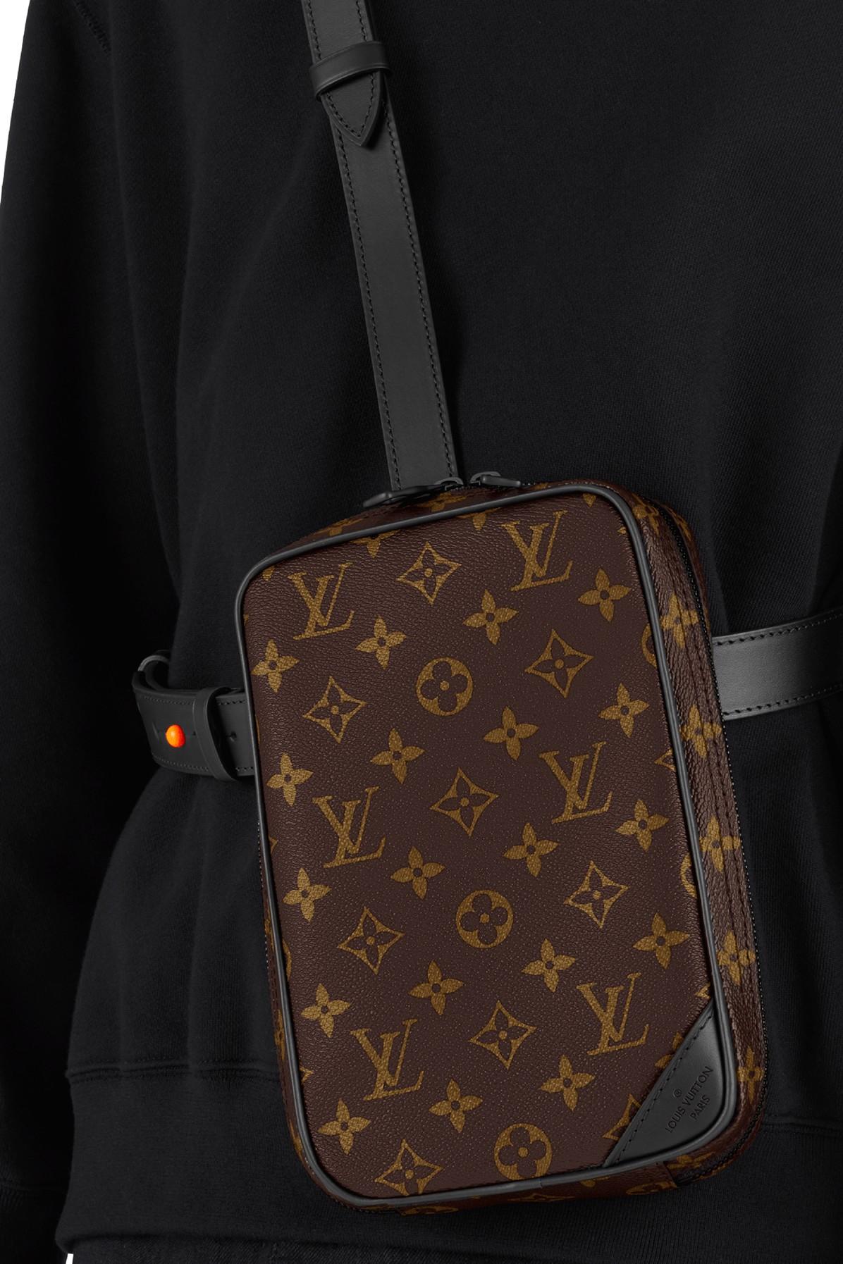 Louis Vuitton Men's Monogram Canvas Monogram Utility Side Bag