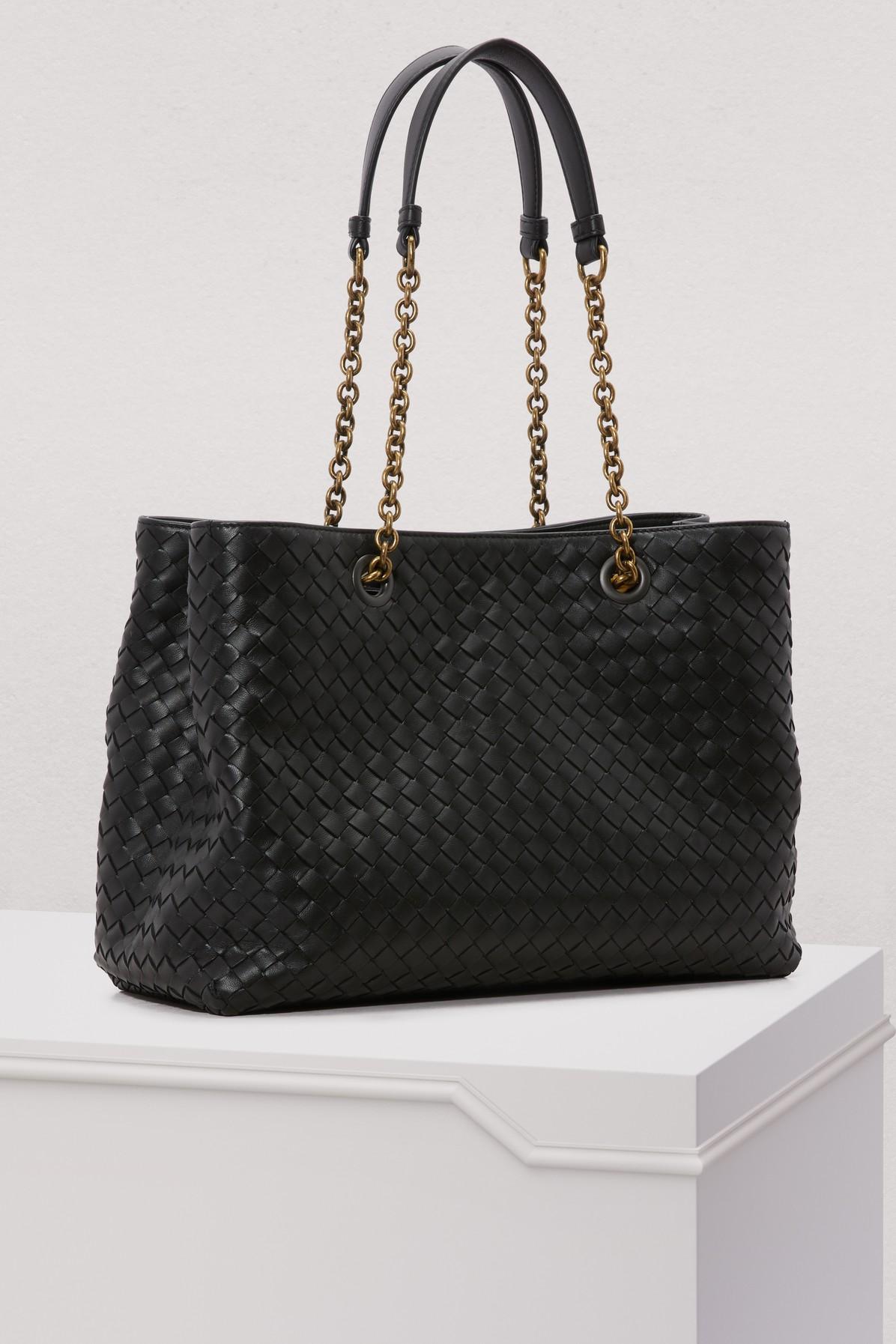 Bottega Veneta Tote Bag With A Chain in Black | Lyst