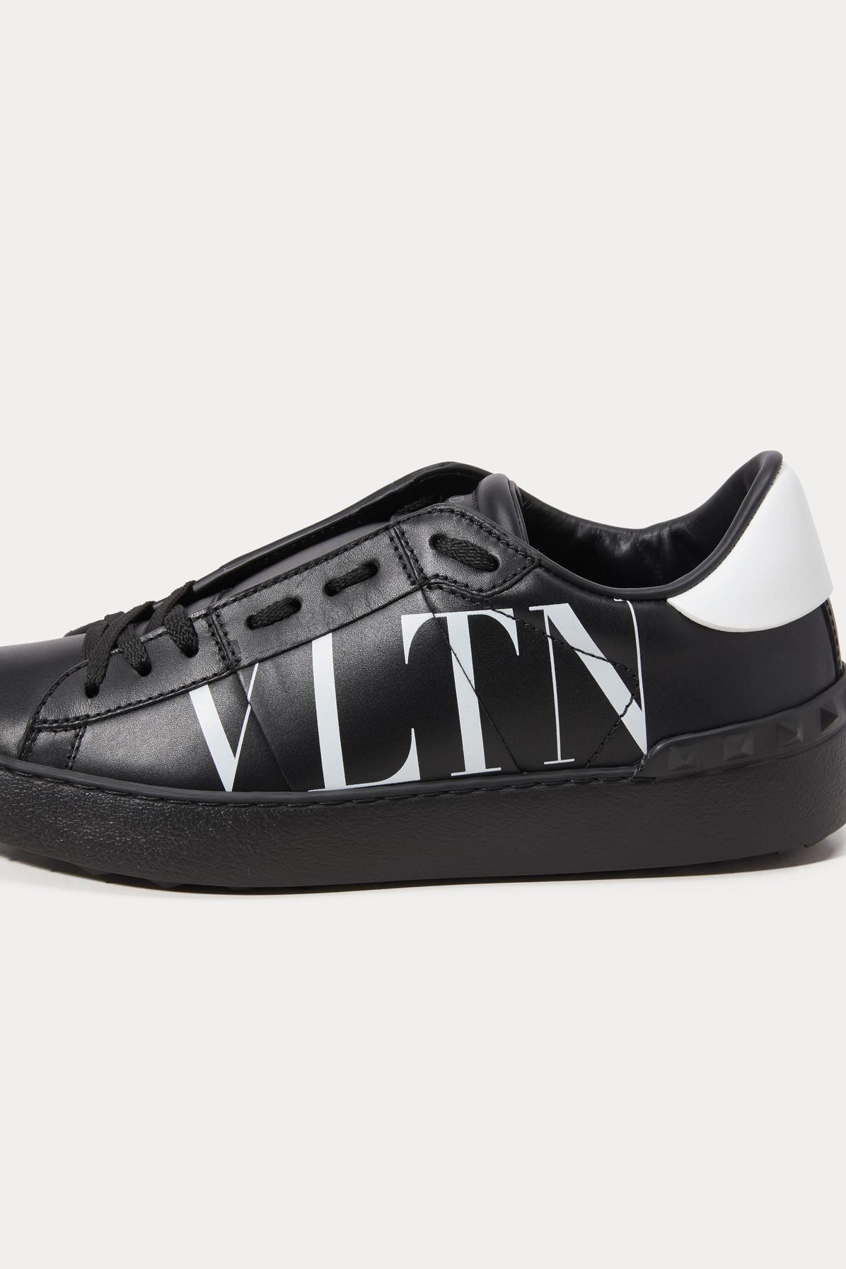Lyst - Valentino Vltn Low-top Sneakers in Black