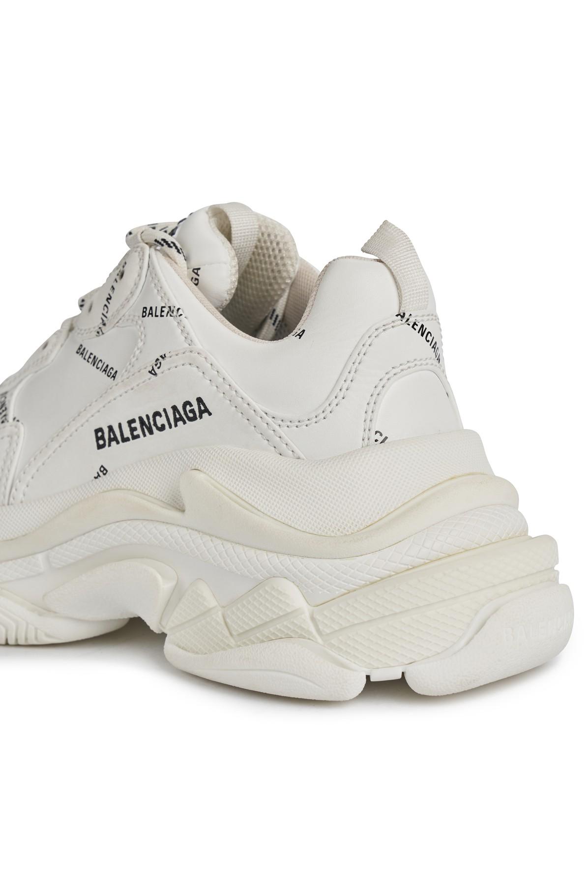 balenciaga pullover rainbow