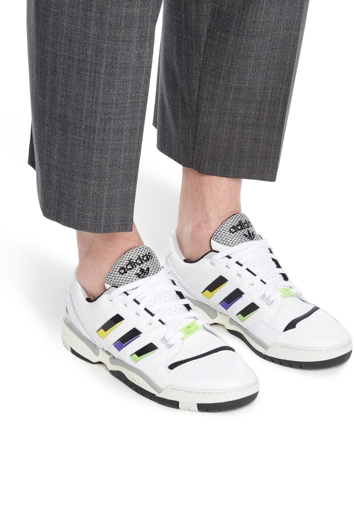 adidas Torsion Comp - 44€ | EE7375 | Shooos.fr