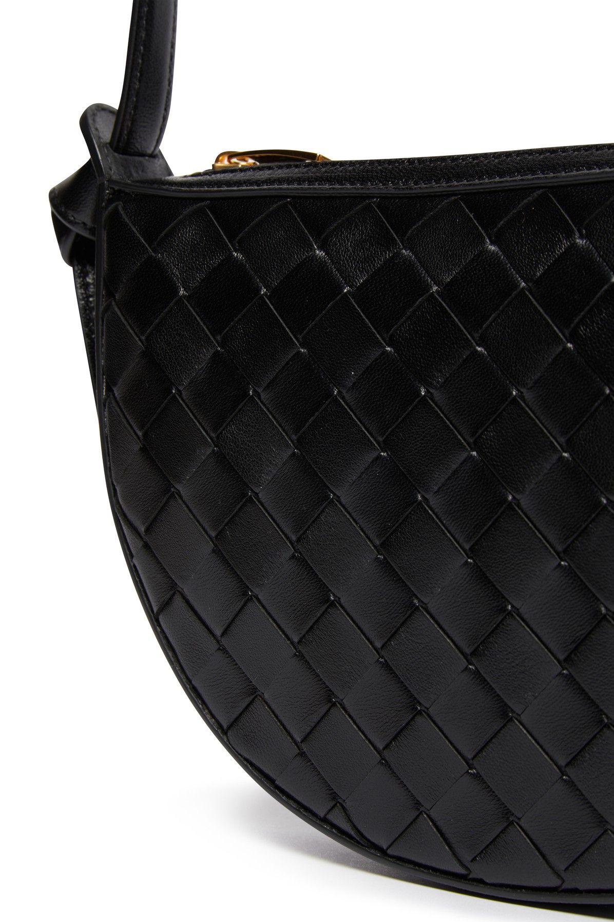 Half Moon Leather Shoulder Bag in Black - Bottega Veneta