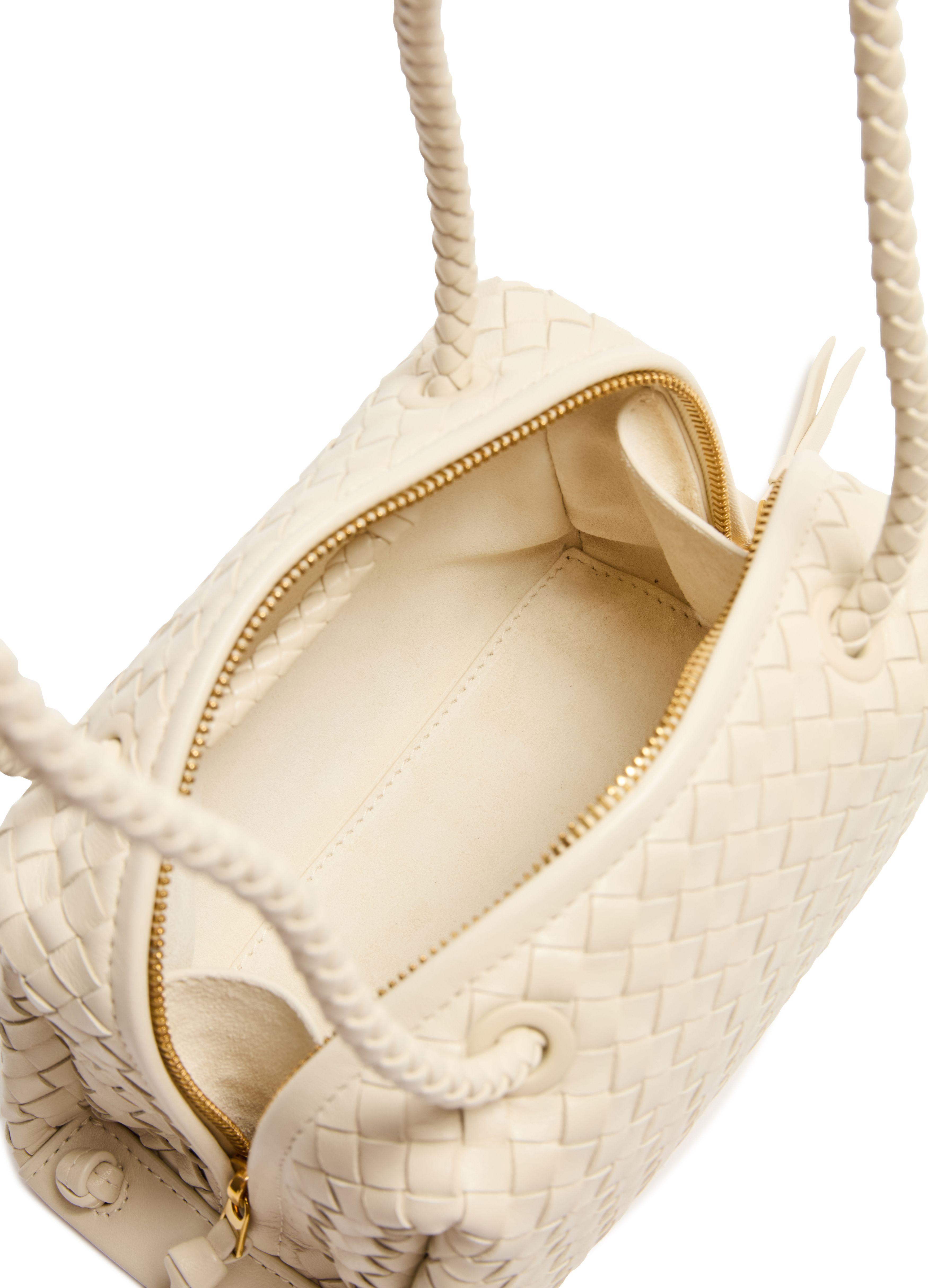 BOTTEGA VENETA ベージュ編み込みバッグ ボッテガそっくりな見た目が人気の編み込みショルダーバッグ3選