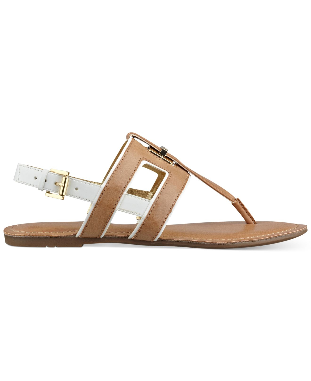 Tommy Hilfiger Women's Lynnie Flat Thong Sandals in Tan (Brown) Lyst