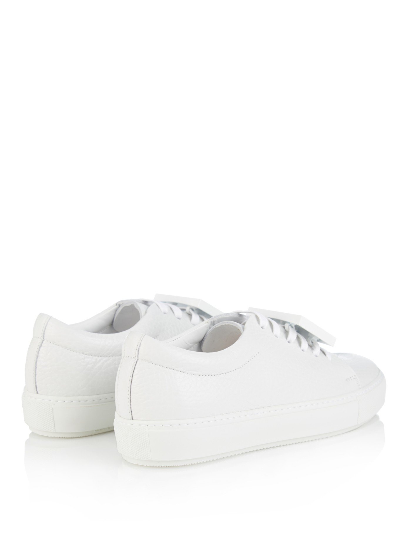 Acne Studios Adriana Smiley-Face Grained-Leather Sneakers in White | Lyst