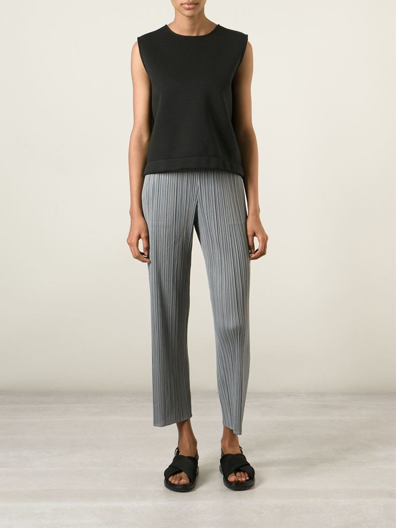 Pleats Please Issey Miyake Plissé Cropped Trousers - Farfetch