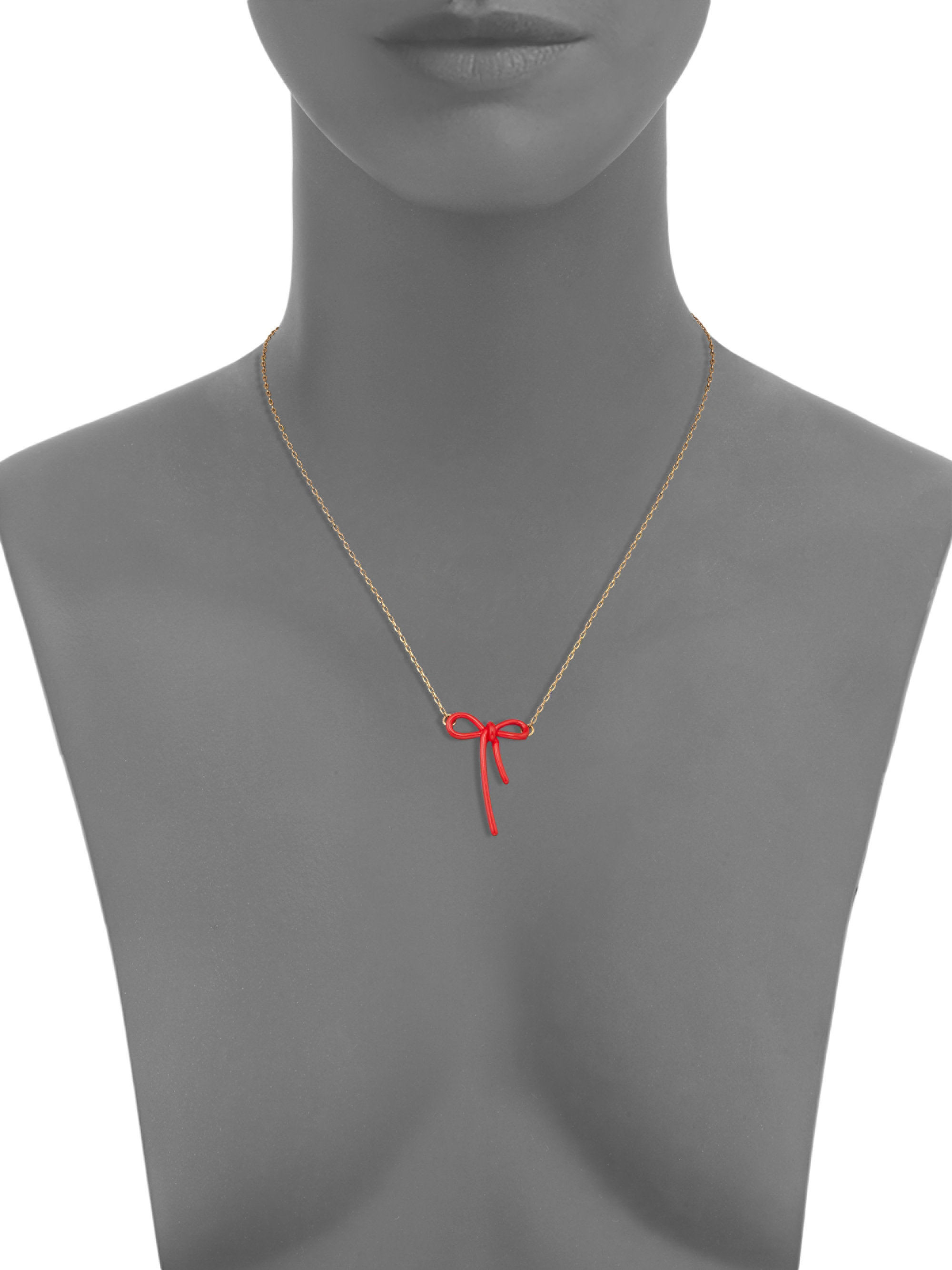 Lyst Marc Jacobs Mini Enamel Bow Pendant Necklace In Red Gallery