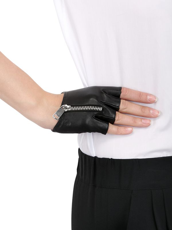 Karl Lagerfeld Zipped Nappa Leather Fingerless Gloves in Black | Lyst