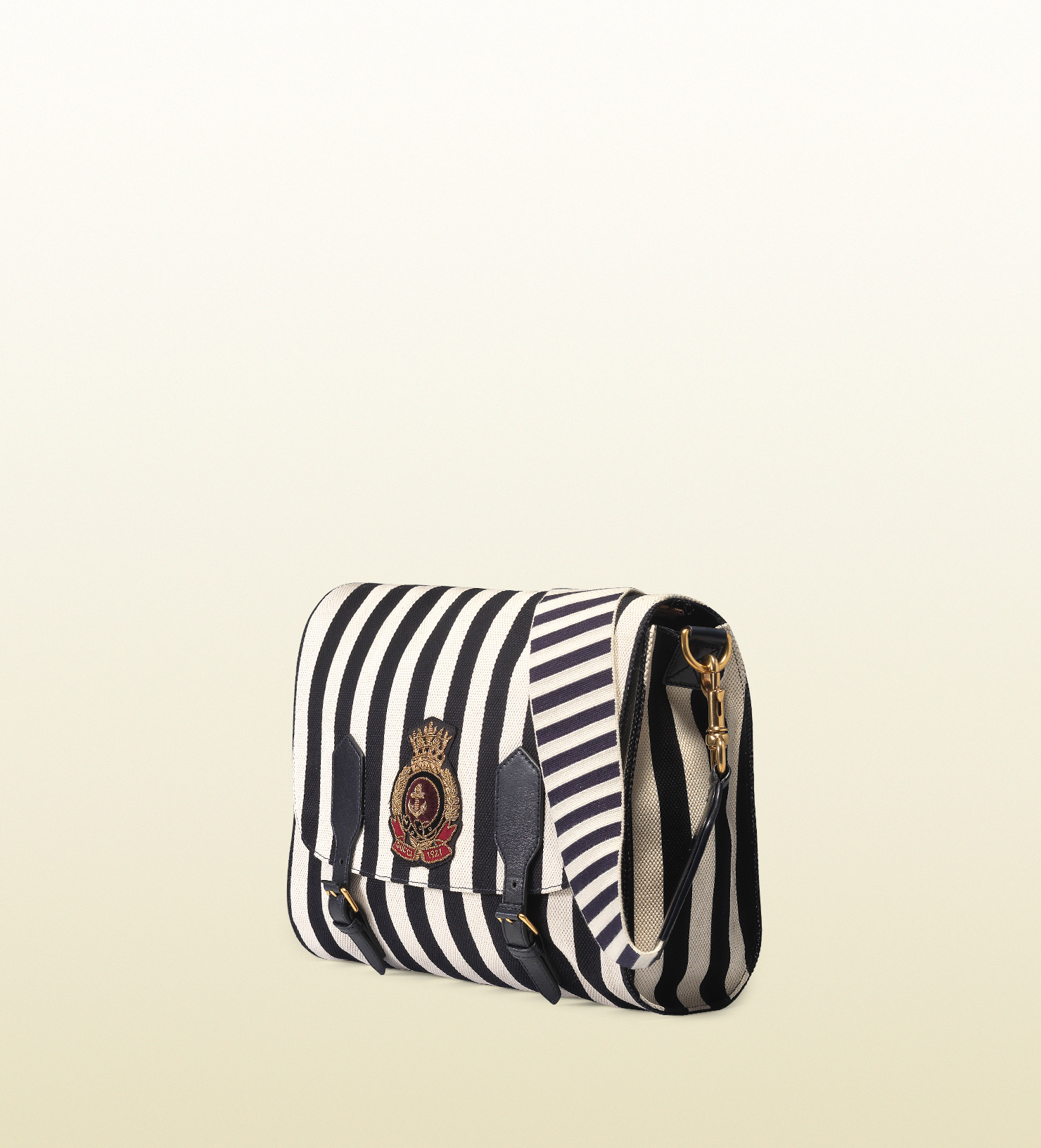 gucci bag with striped strap
