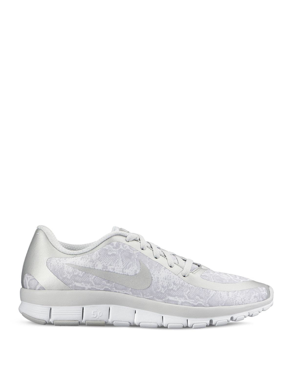 nike lace sneakers