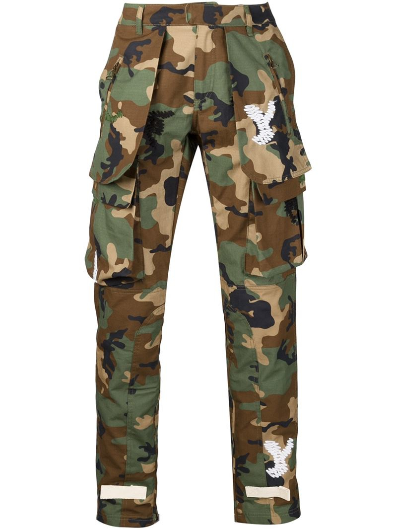 Compulsión Ejercicio autobús Off-White c/o Virgil Abloh Camouflage Cargo Trousers in Green for Men | Lyst
