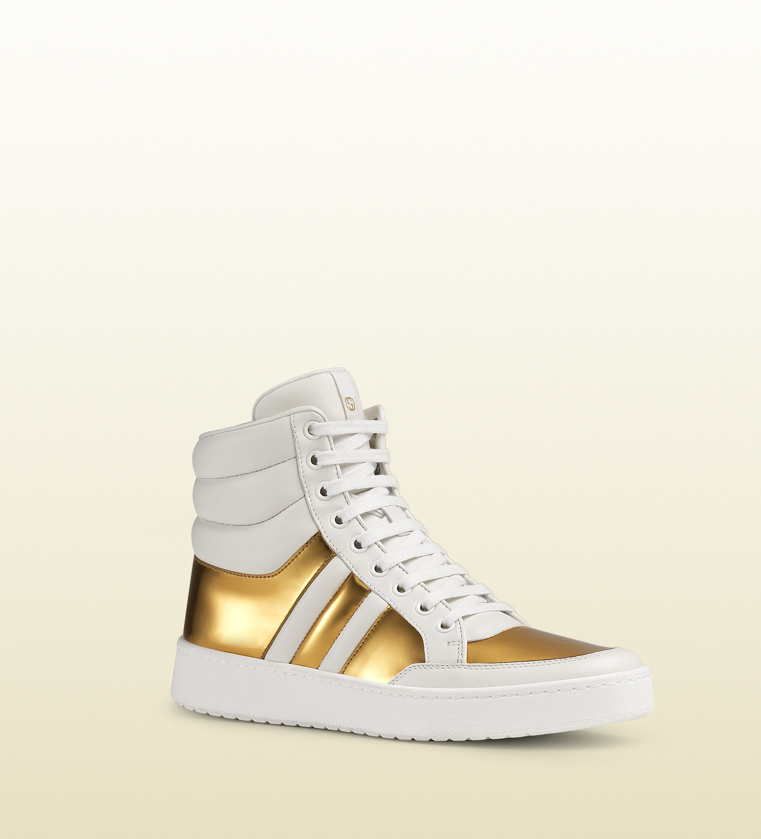 white and gold gucci sneakers
