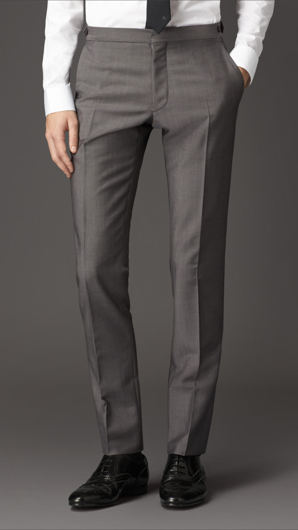 We couldn't find what you were looking for, But here are some other options. Crafted from a wool-rich fabric with added stretch for a comfortable wear, the Pryce trousers in taupe are also cut to a slim fit for a smart silhouette. Pair it with the .