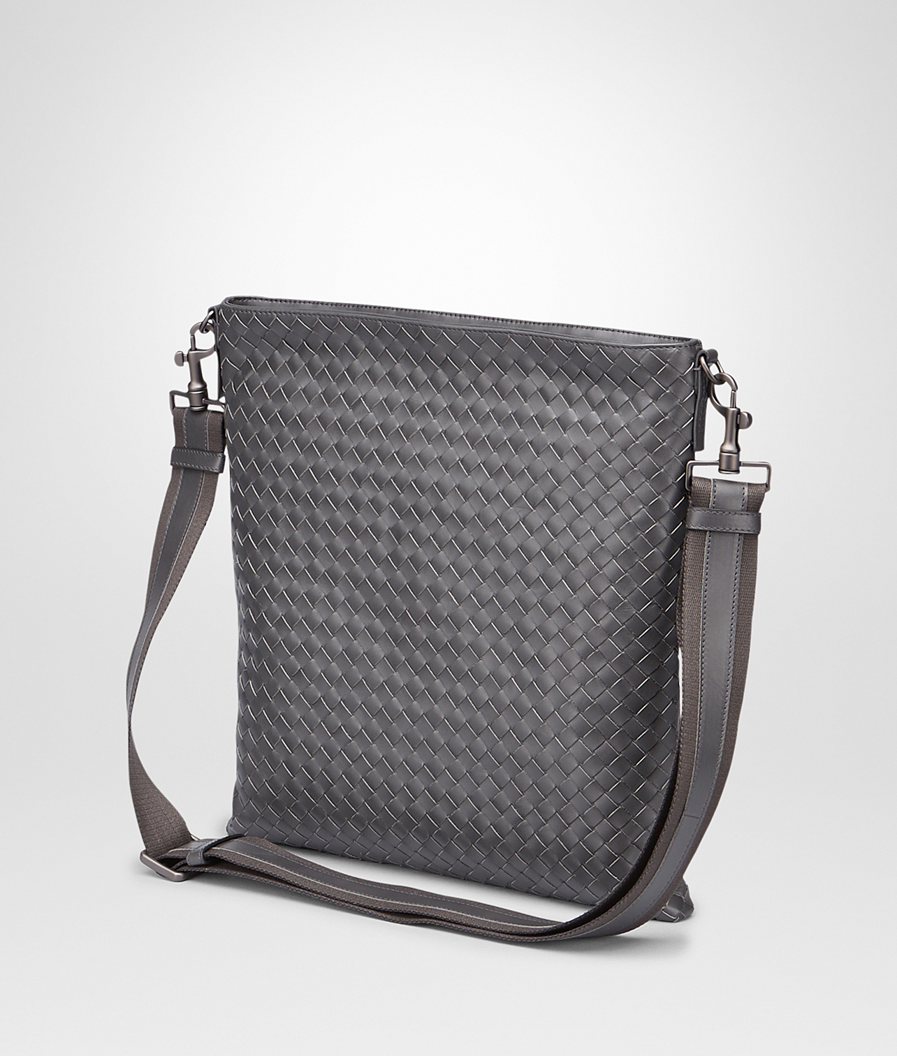 Bottega Ardoise Intrecciato Vn Cross Body Bag in Black for Men Lyst