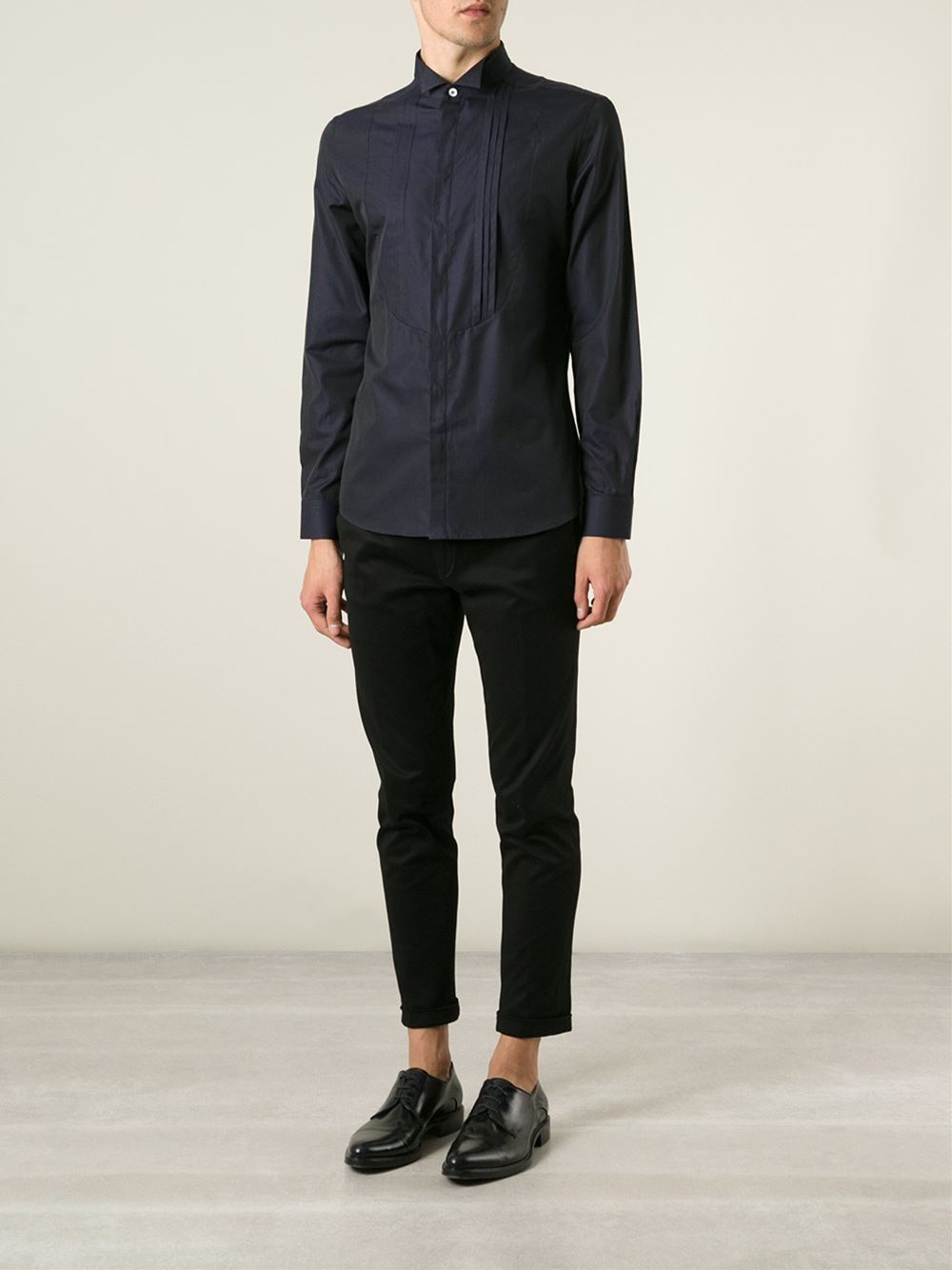 wing tip shirt collar