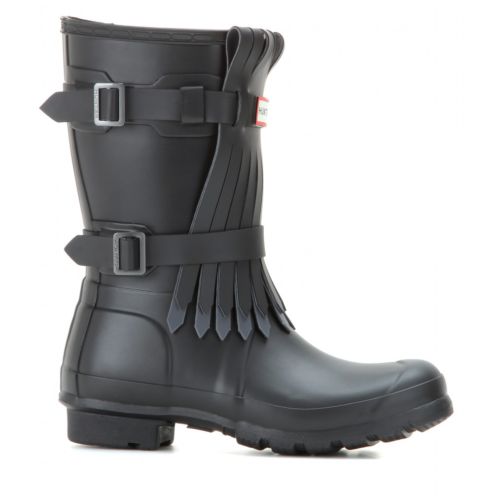 HUNTER Short Fringe Rain Boots in Black 