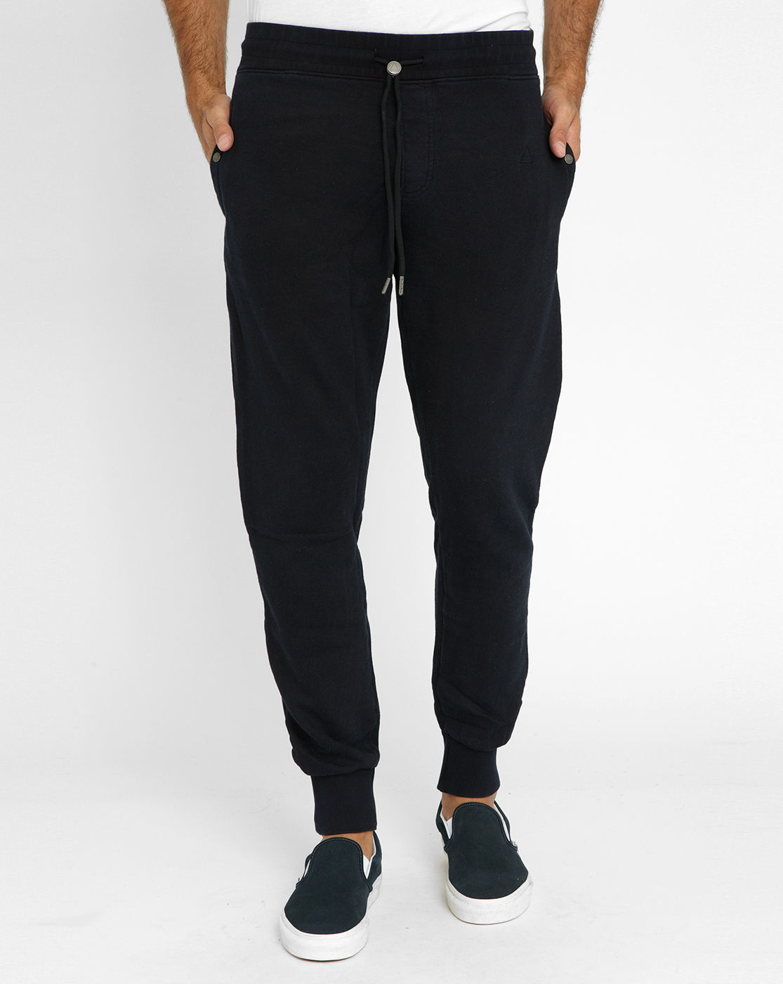 eleven degrees joggers