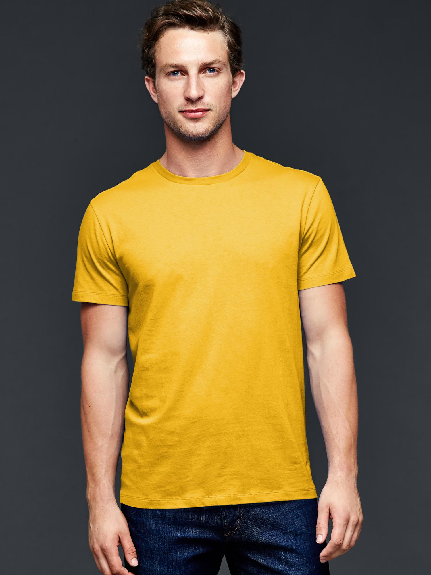 the gap essential tee