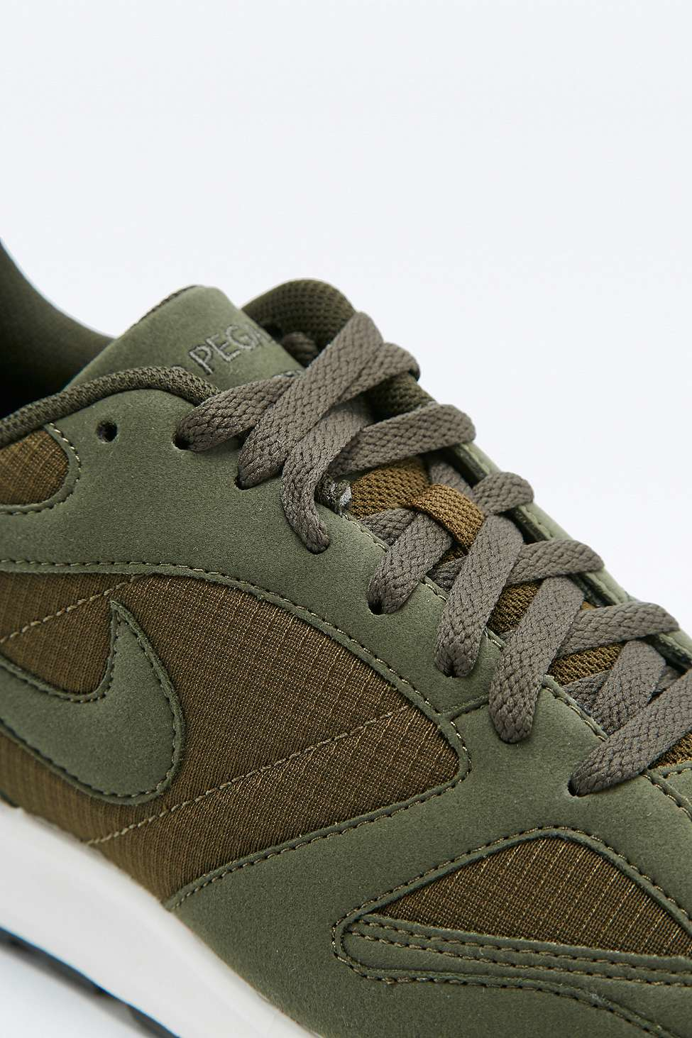 39 Mens Nike Trainers Khaki Pics