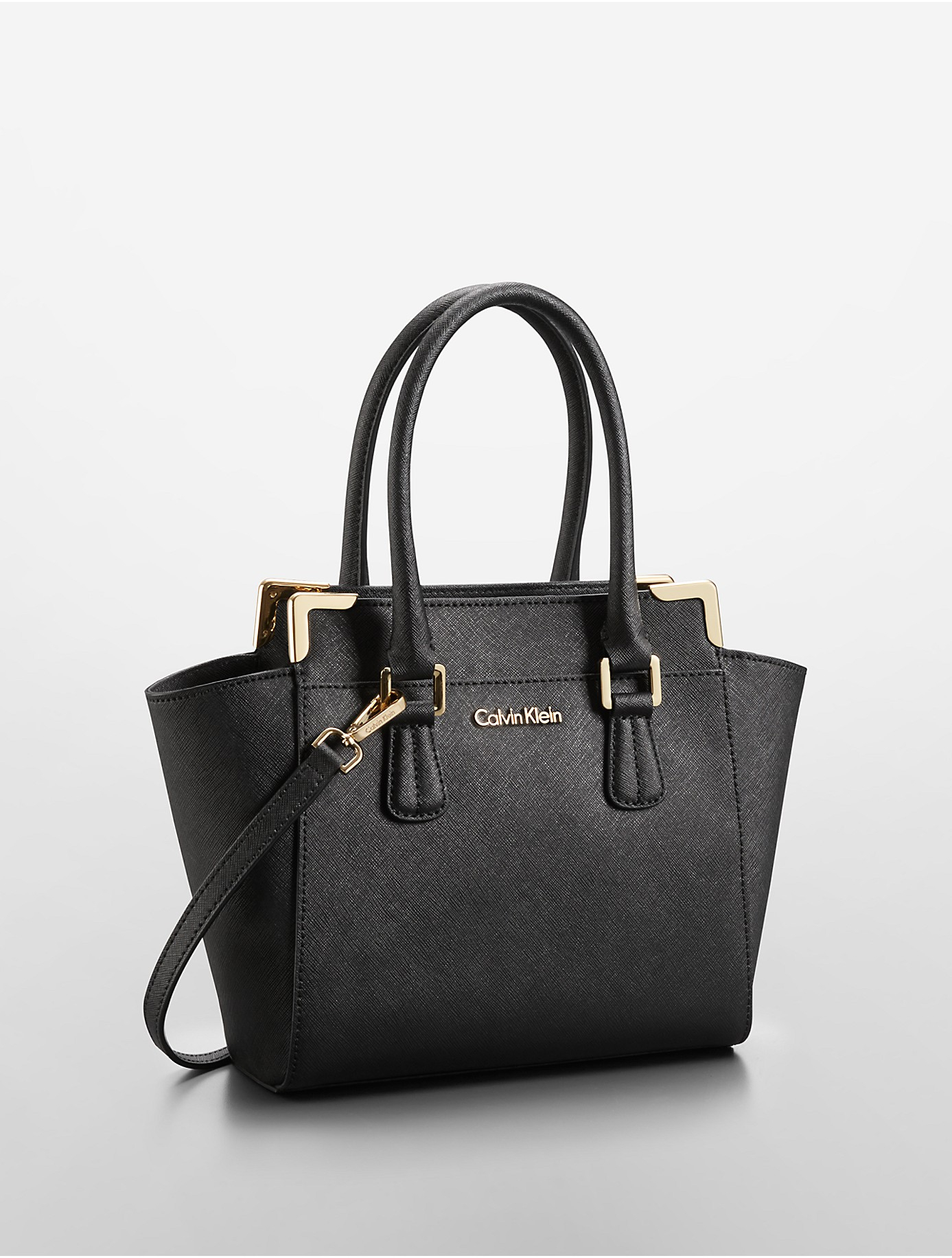 meel stropdas Centraliseren Calvin Klein Saffiano Leather Small Winged Tote Bag in Black | Lyst