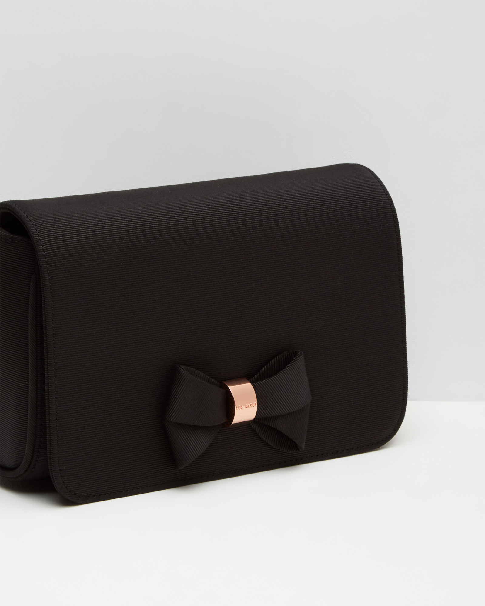 Ted Baker Bow Detail Clutch Bag in Black | Lyst